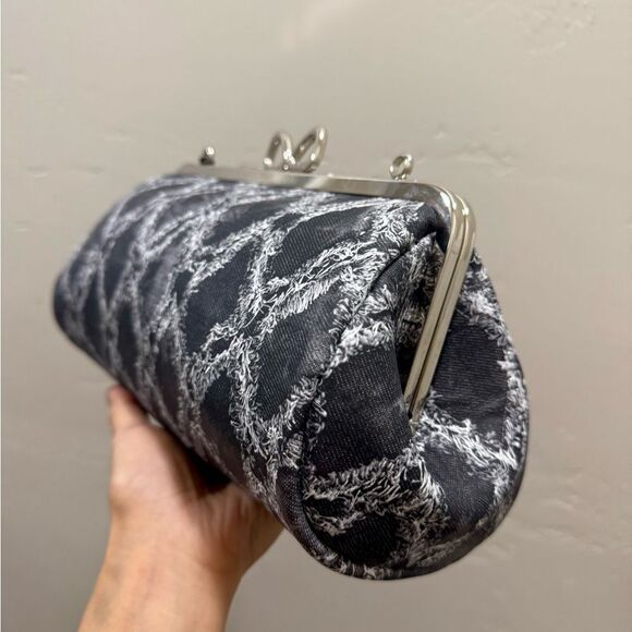 Genuine Leather Denim Quilted Pattern, Handmade Unique Bow Kisslock Baguette Bag - Picture 13 of 16